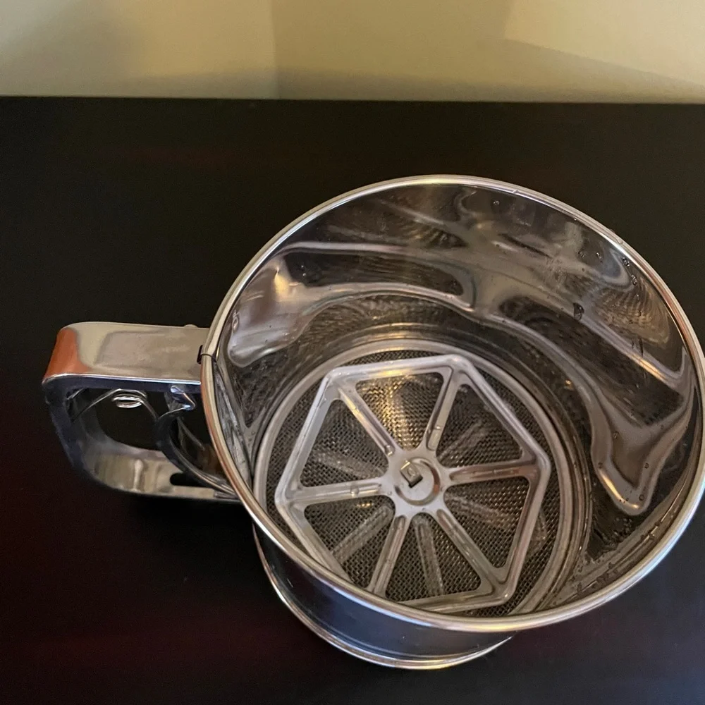 Triple Mesh Stainless Steel Flour Sifter - 5 Cup